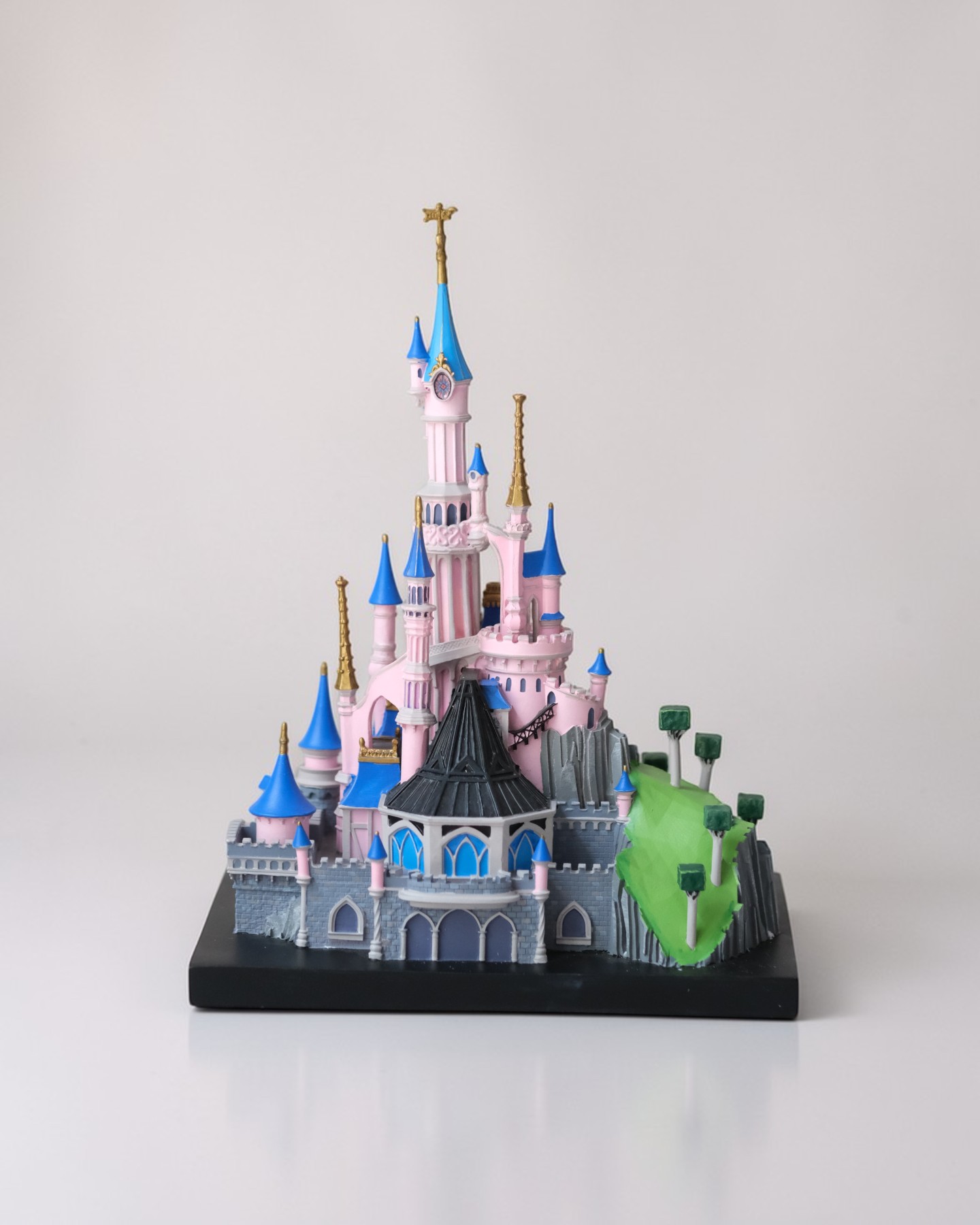 Mô Hình Lâu Đài Paris Resort Pháp 