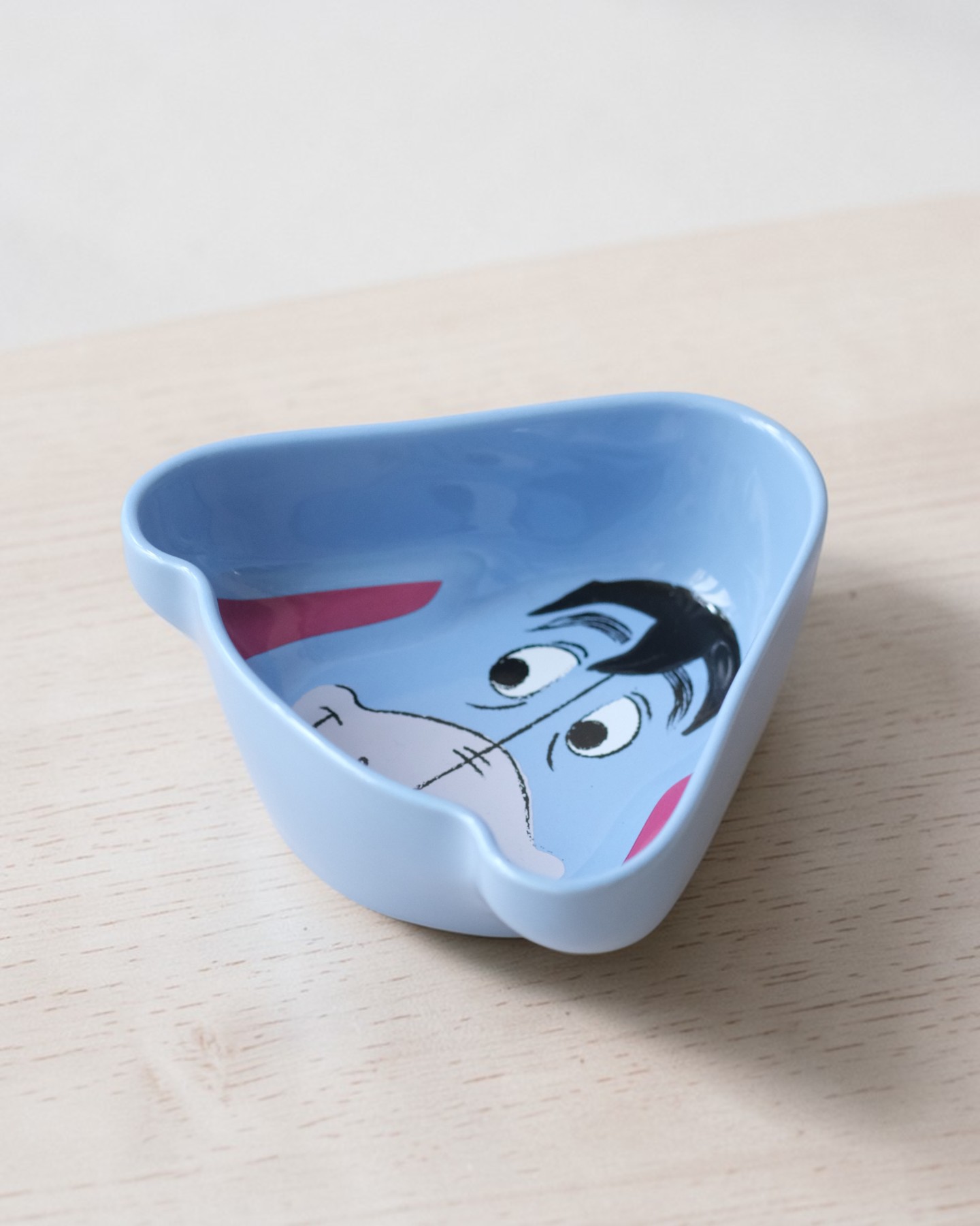 Tô Khay Eeyore 2026