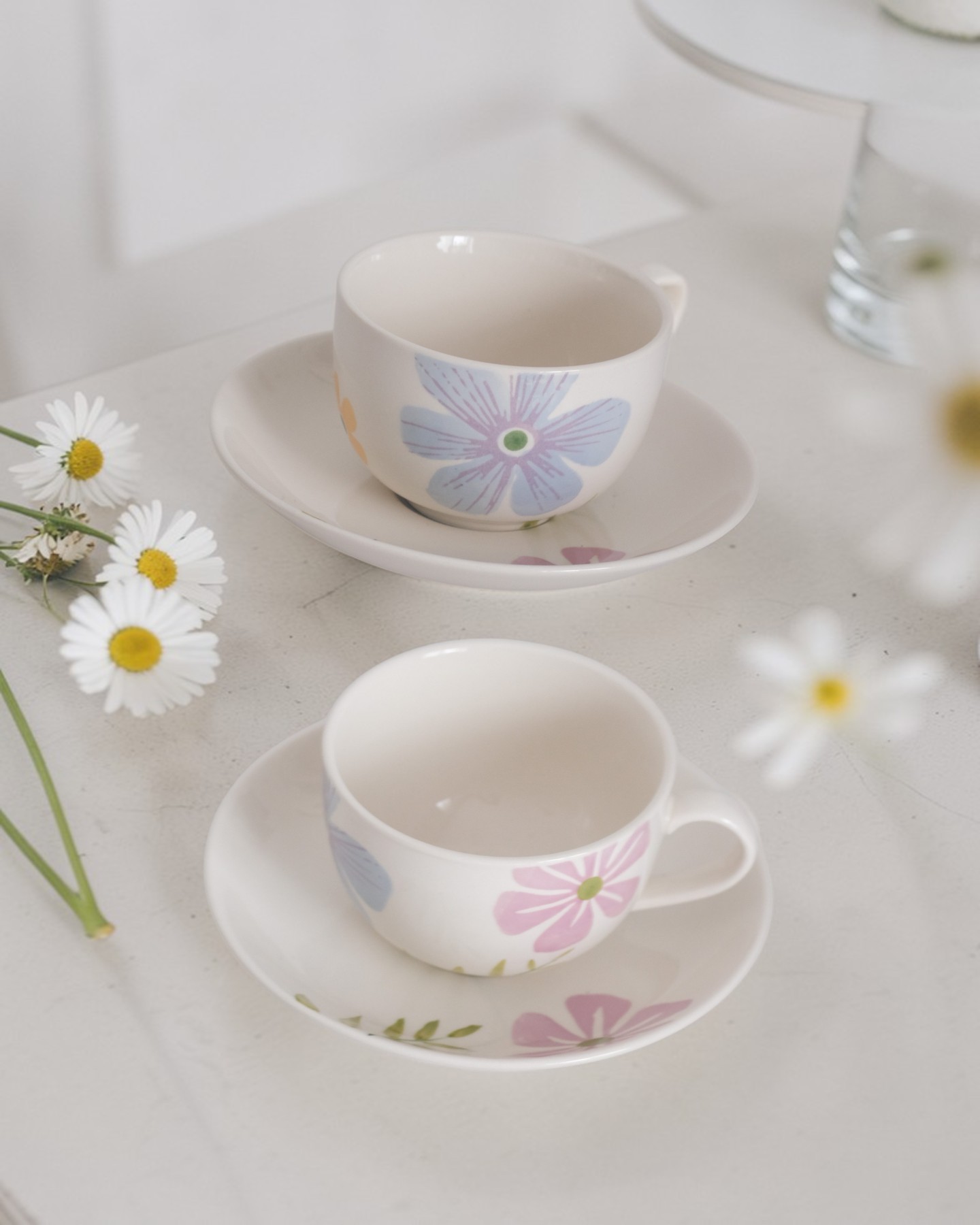 Tách Trà Hoa Tím Cánh Lớn