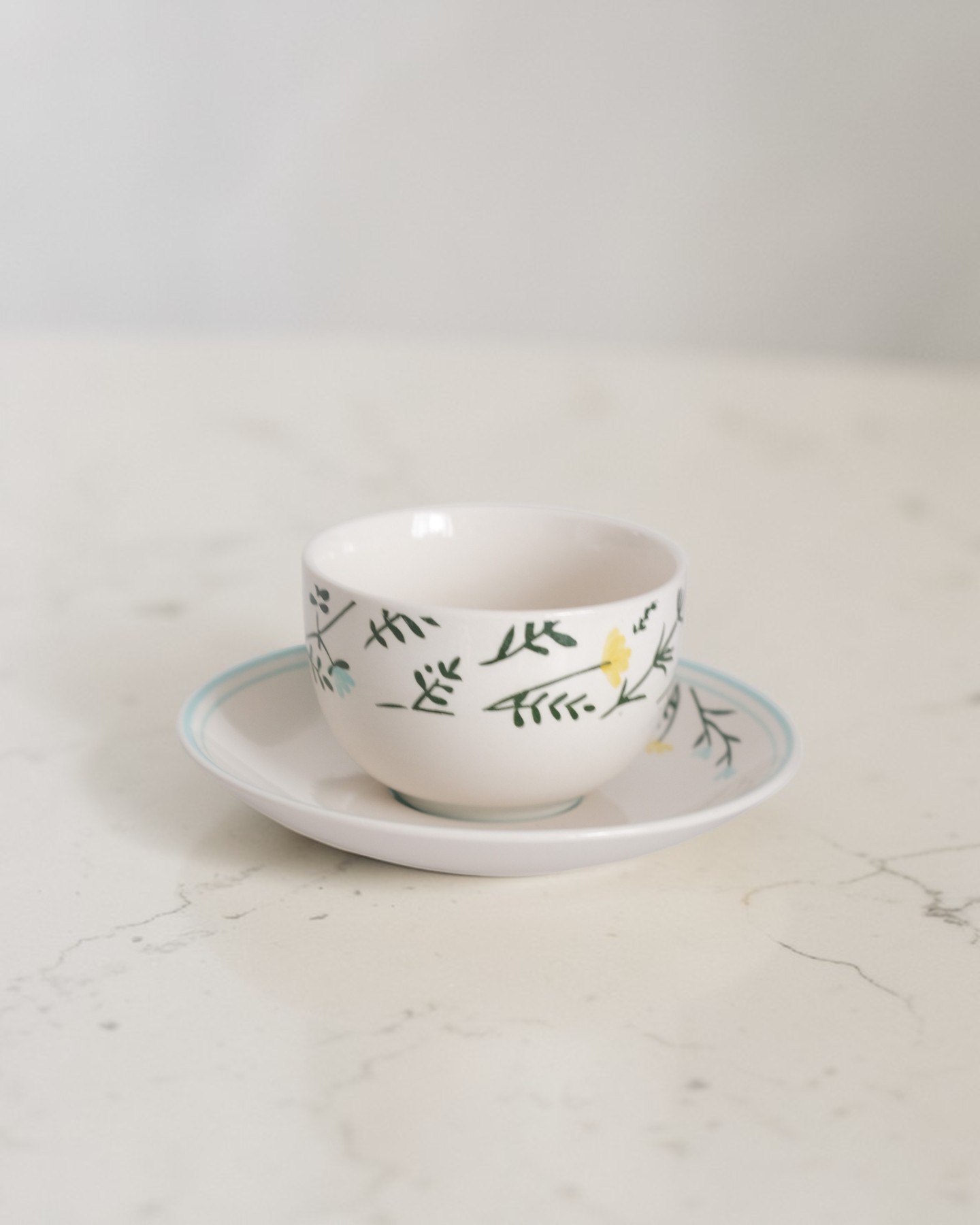 Tách Trà Hoa Lá Xanh Ngọc