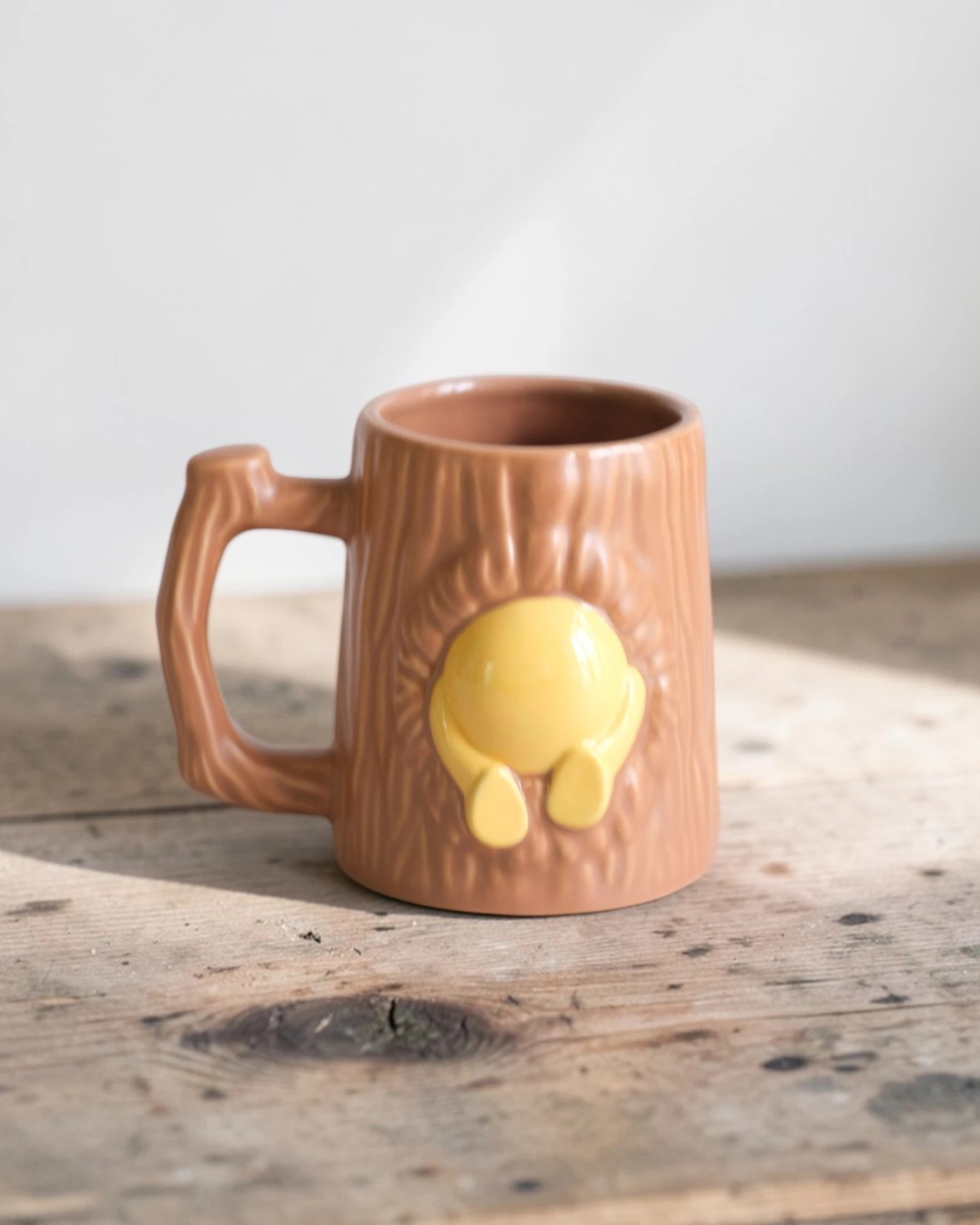 Ly Pooh Stoneware Chui Gốc Cây Ăn Mật Ong