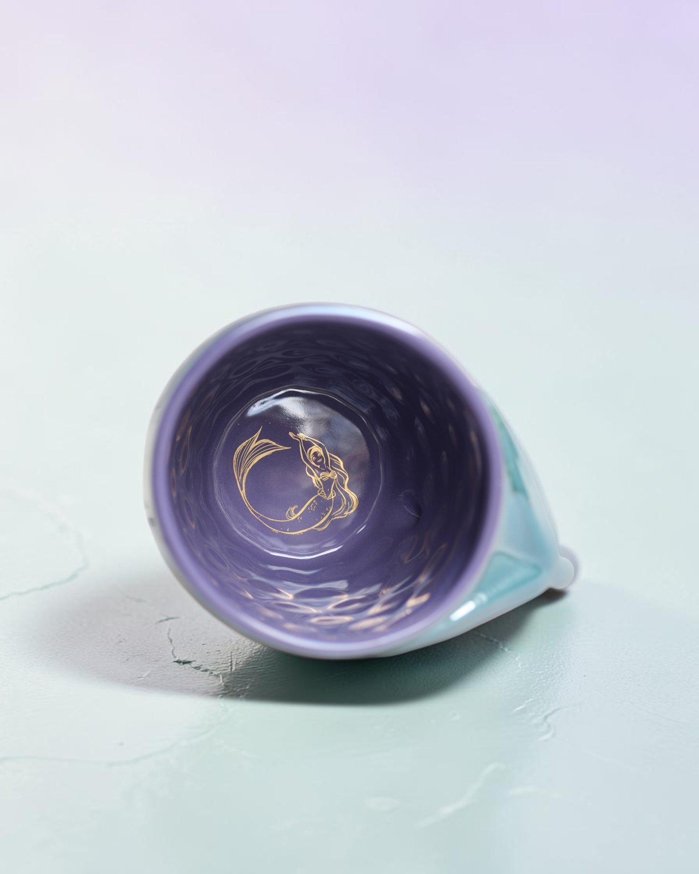 Ly Đuôi Cá Tráng Gương Vẩy Cá Xanh Đen