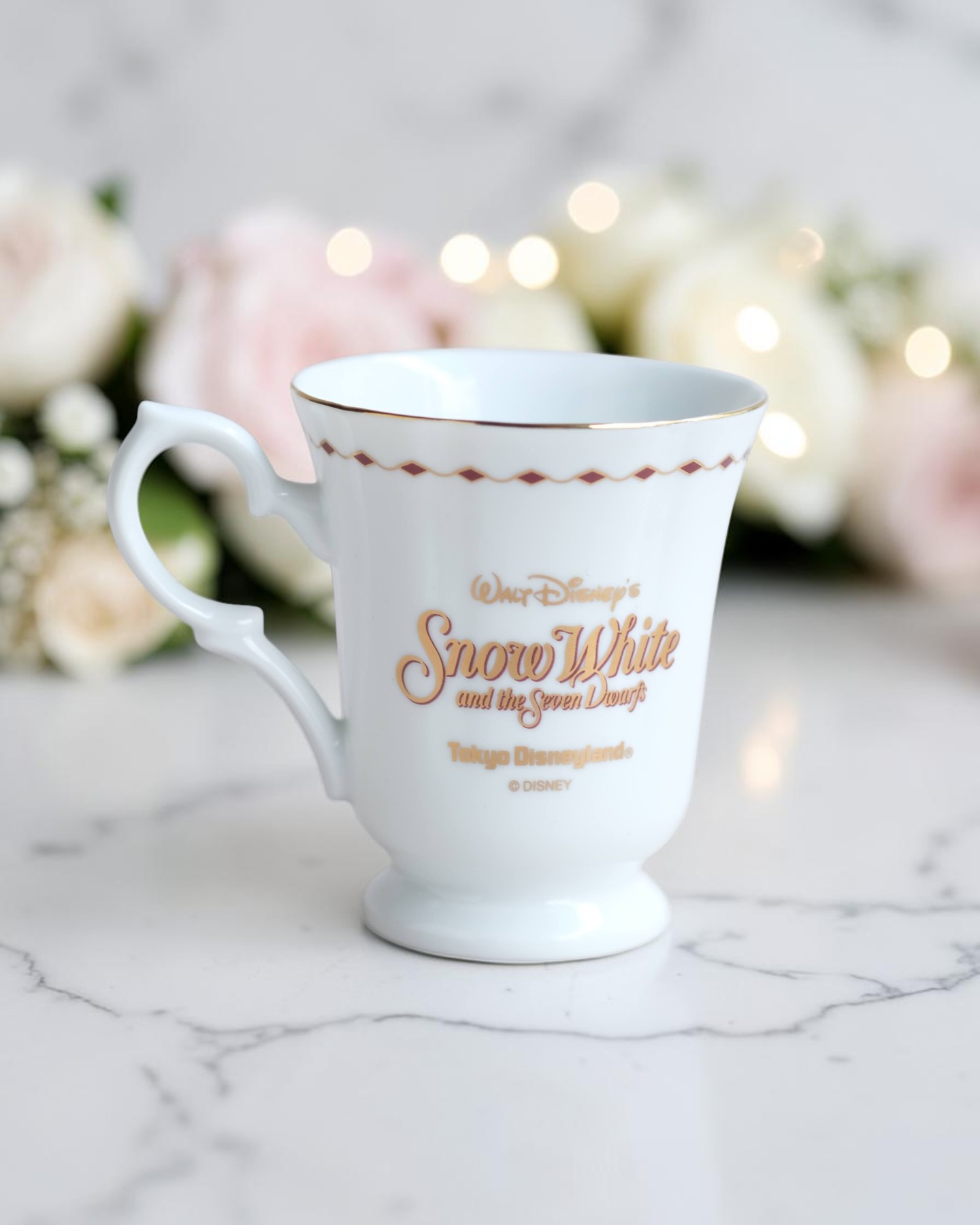 Ly sứ Công chúa Bạch Tuyết form chuông vintage