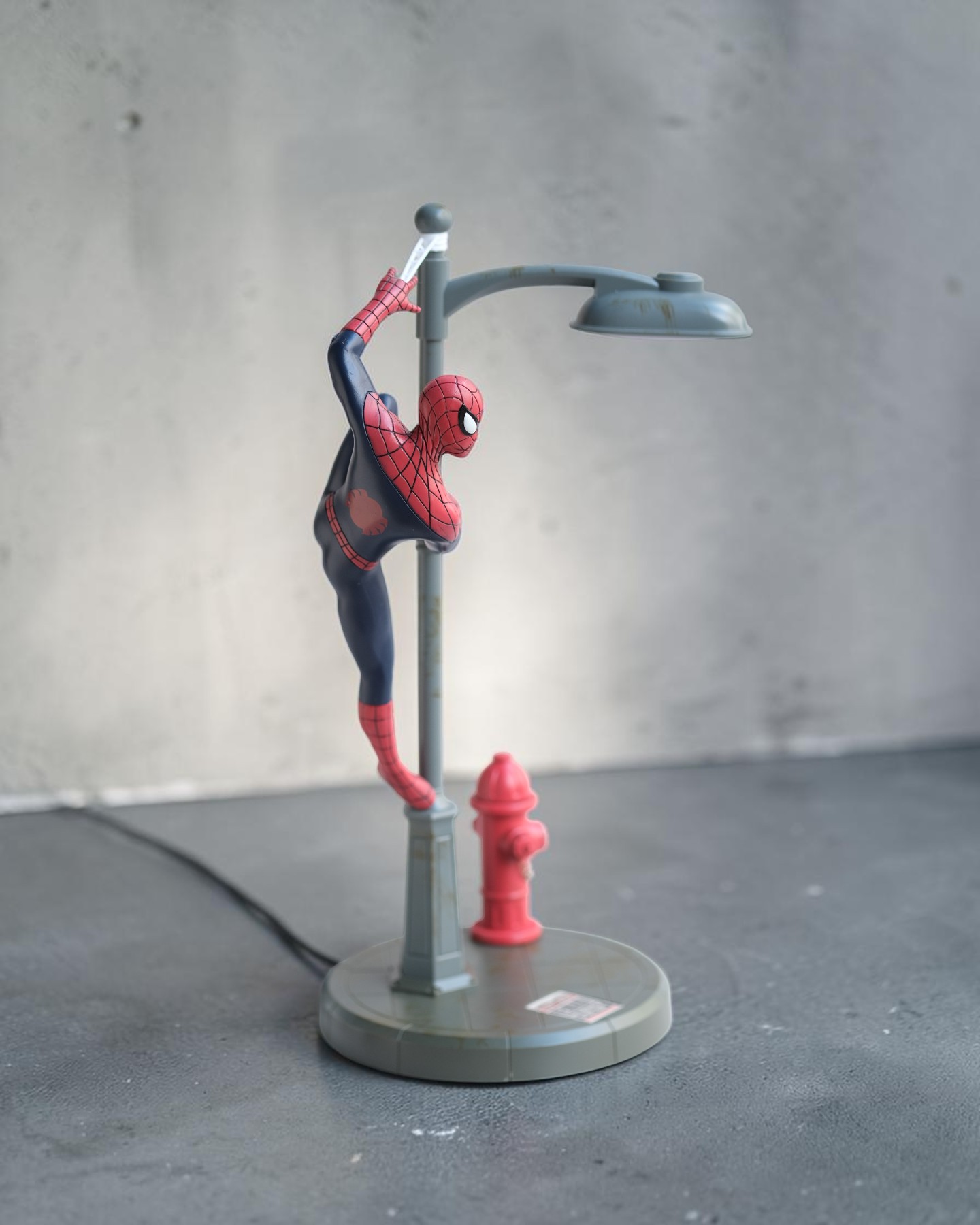 Đèn Bàn Người Nhện Spiderman