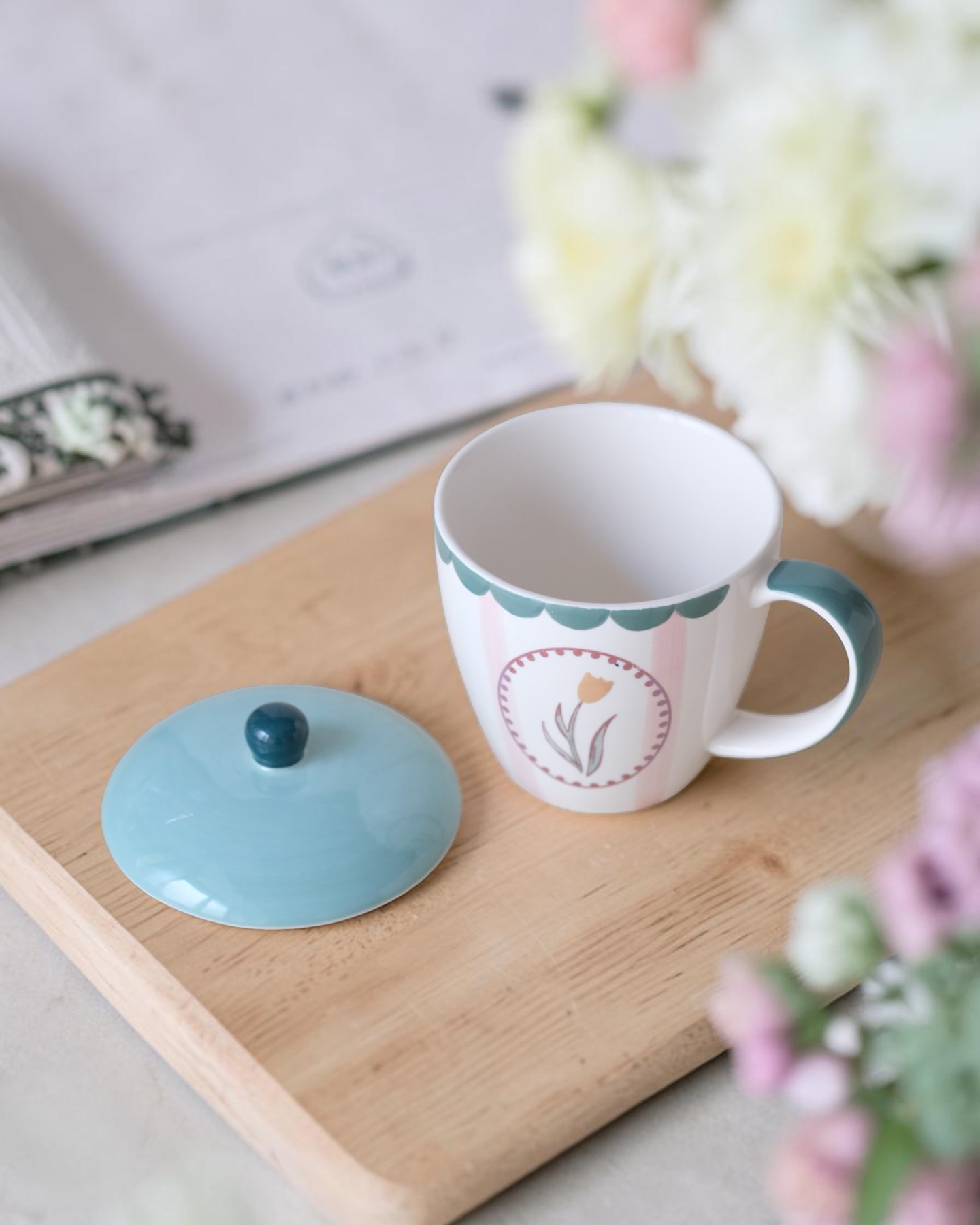Ly Hạc & Tulip có nắp 13oz