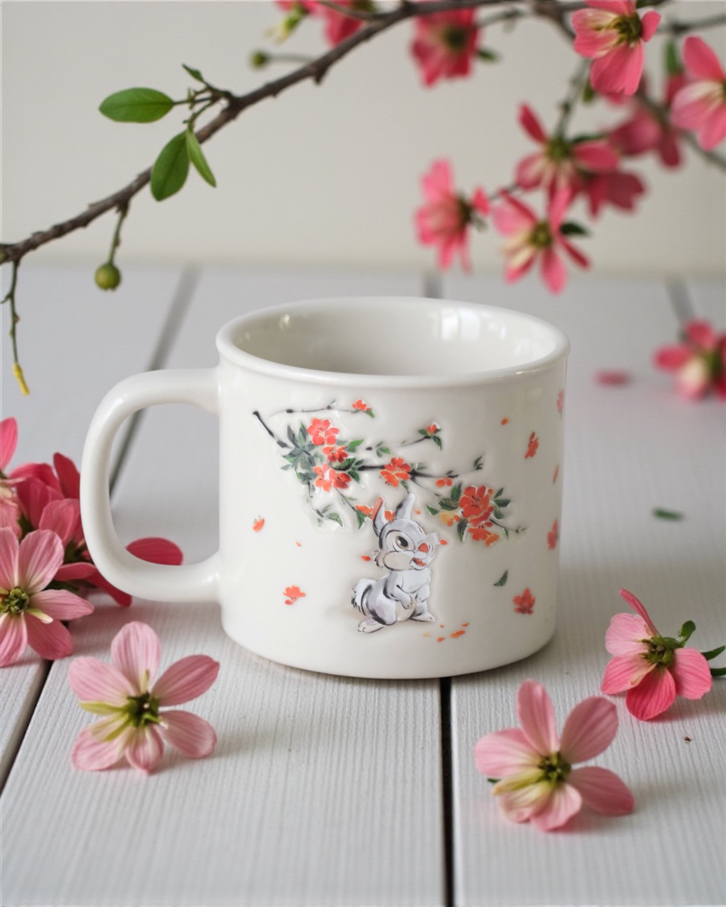 Ly thỏ Thumper Hoa Đỏ Uk 