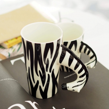 Zebra 2 - Ngựa vằn cao cổ cong lớn