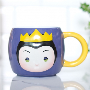 Ly Tsum Evil Queen 