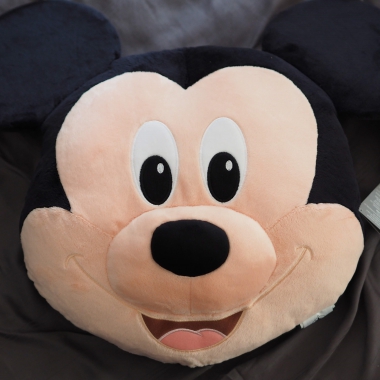 Gối mặt Chuột Mickey