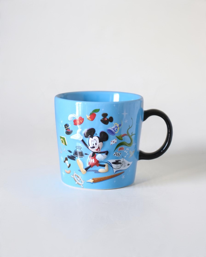 Ly Mickey 