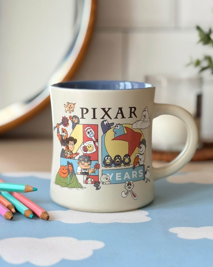 Ly Kỷ Niệm 45th Pixar Studio 2026