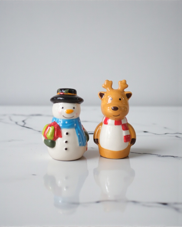  Cặp Tiêu Muối Người Tuyết Khăn Xanh & Tuần Lộc