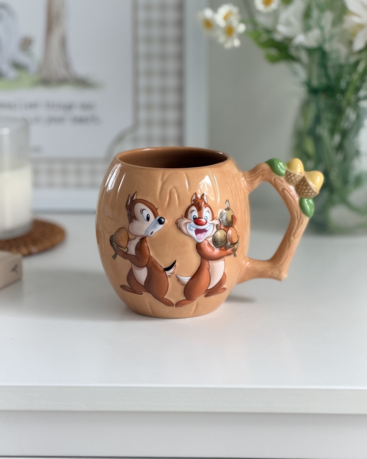 Ly Chip & Dale Quai Hạt Dẻ 3D