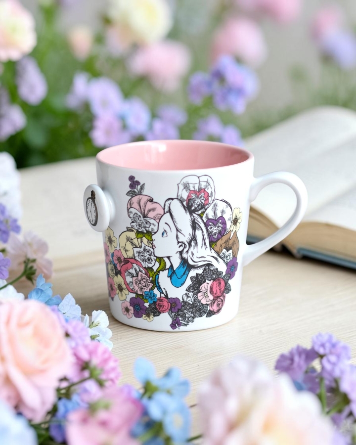 Ly Alice Vườn Hoa Đồng Hồ 3D