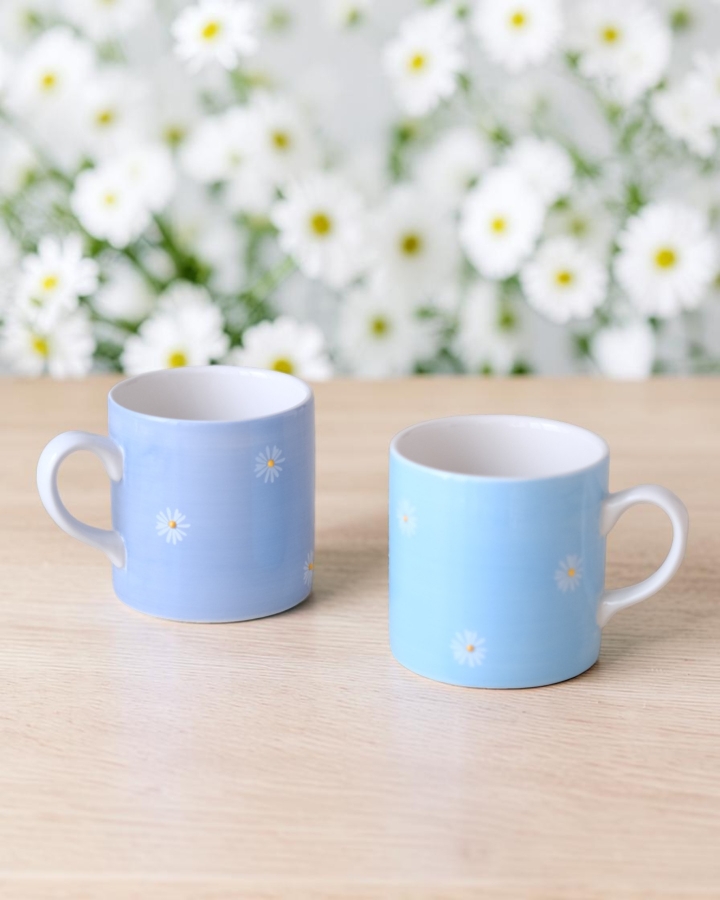 Set 2 ly Hoa cúc nhuỵ hoa đắp nổi 