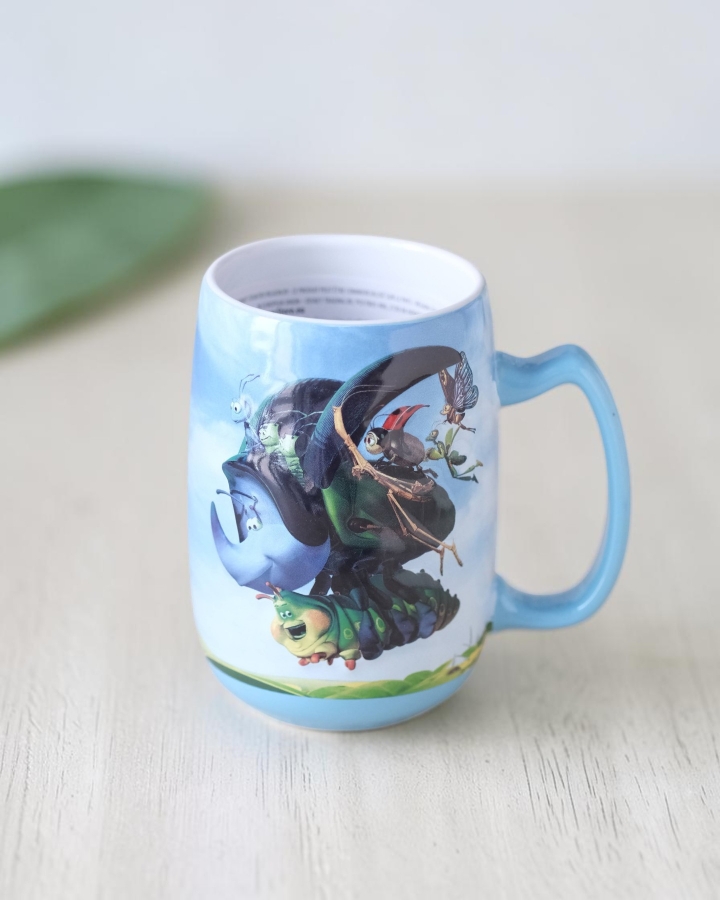 Ly Pixar Thế Giới Côn Trùng